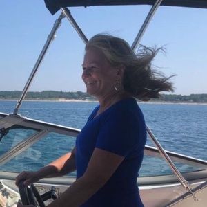 Meet your Posher, Sharon